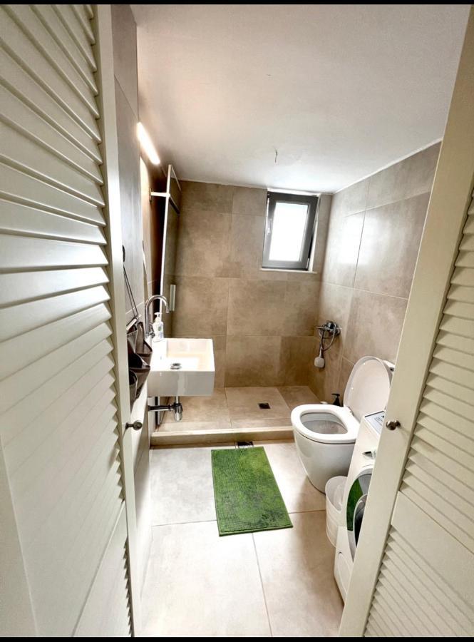 Nikaia Metro House Appartement Piraeus Buitenkant foto